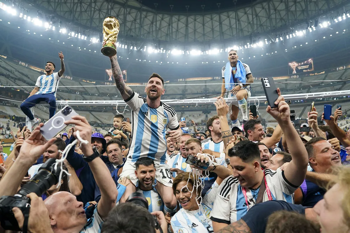 Messi lifting the 2022 World Cup